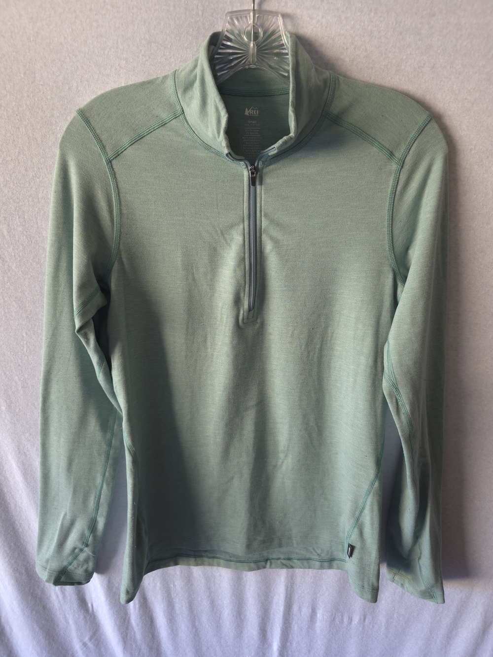 REI Women's Light Sage Green Half-Zip Pullover